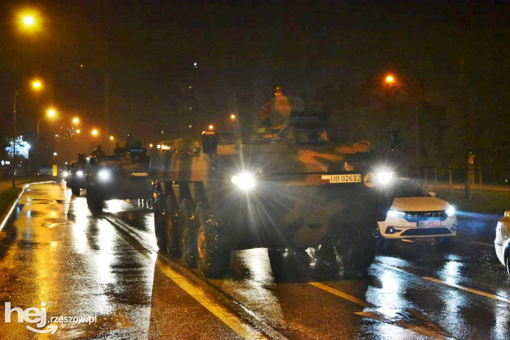 Wojsko pokazało nocny przejazd przez Podkarpacie