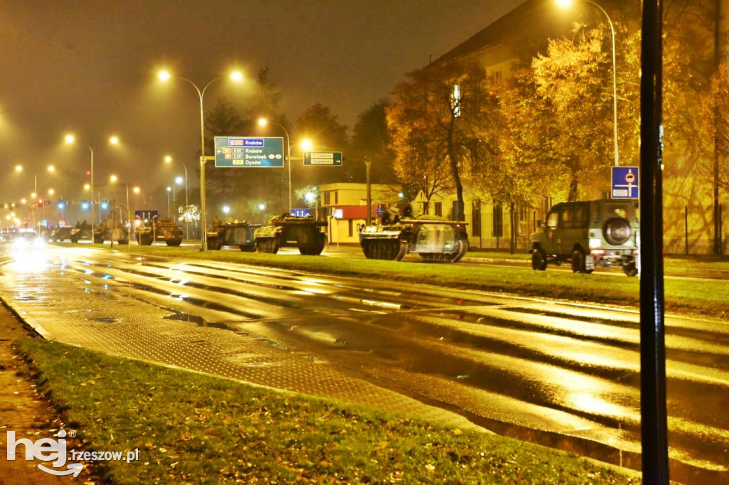 Wojsko pokazało nocny przejazd przez Podkarpacie