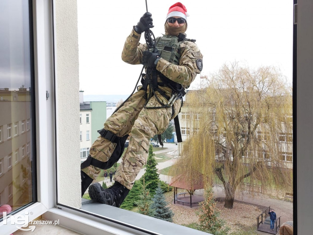 Mikołaje kontrterroryści