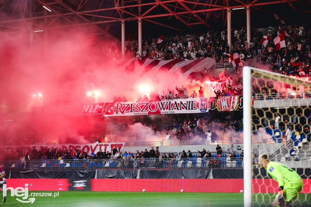 Resovia Rzeszów - Lech Poznań