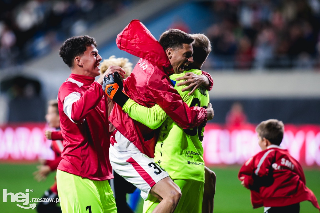 Resovia Rzeszów - Lech Poznań