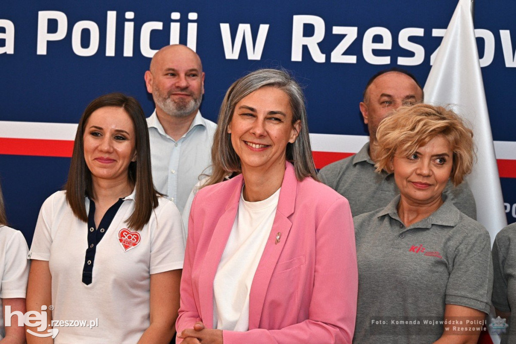 Konferencja prozdrowotna dla policjantek i pracownic cywilnych podkarpackiego garnizonu