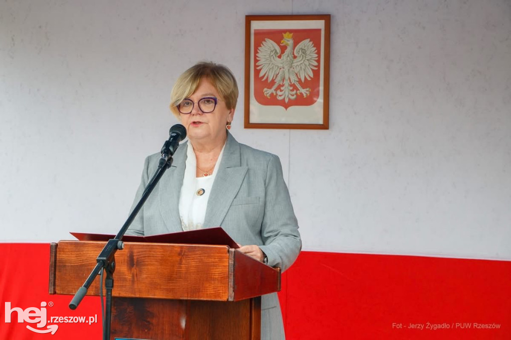  Hołd dla poległych lotników w Pawłosiowie