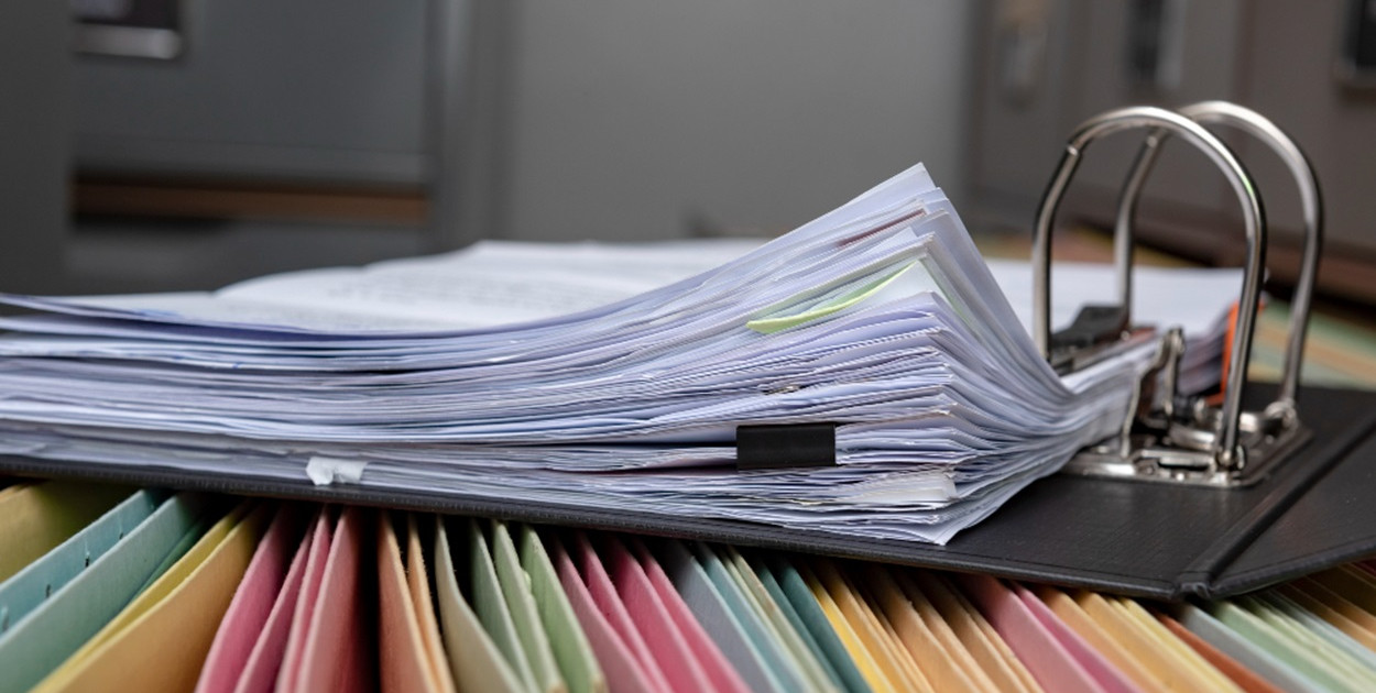 Poszukiwanie nowej pracy - na własną rękę czy z pomocy agencji? Co wybrać?