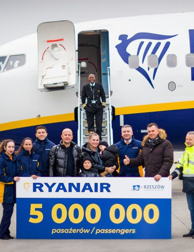 5 mln pasażerów Ryanaira w Jasionce-11089