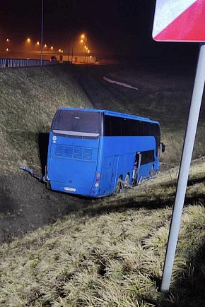 Ukraiński autokar wypadł z autostrady A4-224