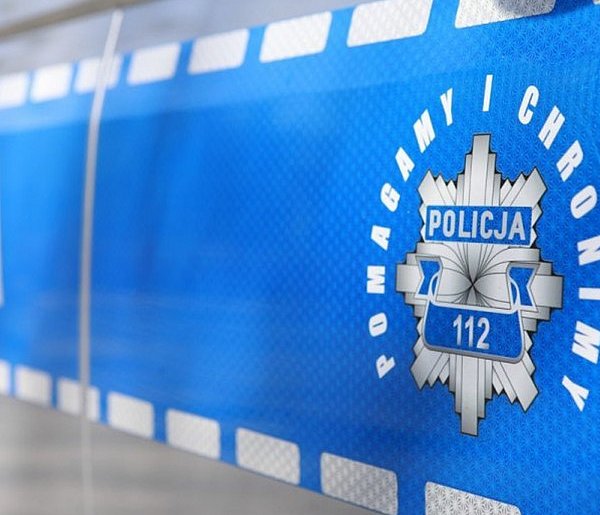 Policjant zapobiegł próbie wyłudzenia 30 tys. zł-17239