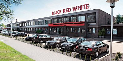 Black Red White zwolni 220 pracowników fabryki -23242