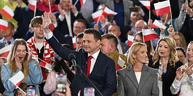 Trzaskowski: cieszę się, że wygrałem pierwszą turę, ale-25924