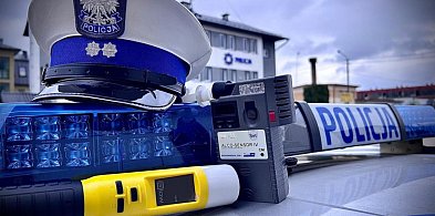 Dwójka pijanych kierowców i jeden samochód-26757
