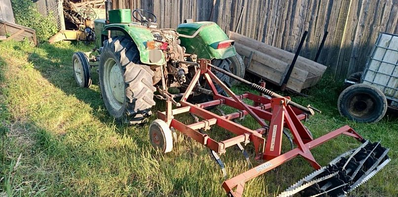 Ciągnik przejechał mężczyznę. Stan ciężki! - 26865