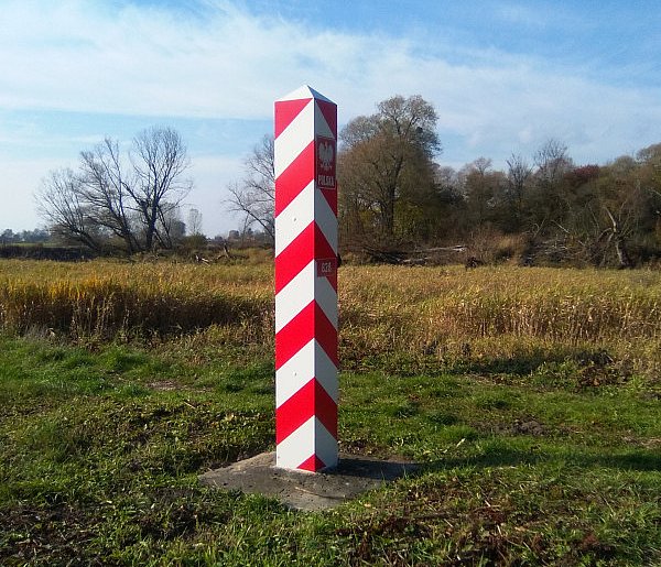 Nie każdy przejedzie bez zatrzymania. Wracają kontrole na granicach Polski-26968
