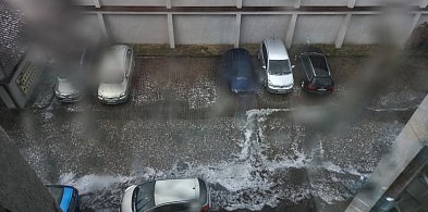 RCB ostrzega: intensywne opady deszczu w 10 województwach-27102