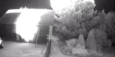 Niezidentyfikowany obiekt spadł na pole-28122