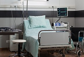 Lek wycofany z powodu zanieczyszczeń. W środku znaleziono fragmenty szkła-29601