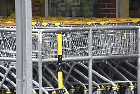 Czy 1 listopada zrobisz zakupy? Ten weekend zaskoczy wielu klientów-29721