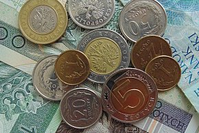 Nowe regulacje dla dorabiających. Od grudnia zmieniają się limity-30244