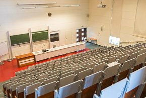 Uczelnie przeżywają oblężenie. Ten kierunek przyciąga tłumy-30301