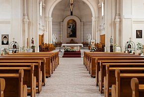 Miliony na Kościół w 2026 roku. Państwo co roku dokłada do duchownych-31038