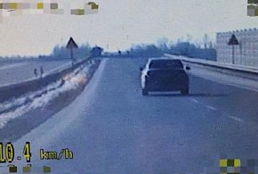 Pędzili 210 km/h! Wysokie mandaty dla dwóch kierowców