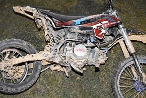 Przewrócił się na motocyklu. 17-latek był pijany!