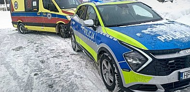 Dzielnicowi pomogli kobiecie, która straciła przytomność-31438