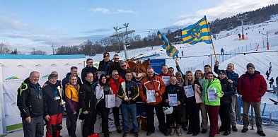 Samorządowcy rywalizowali na stoku. IX Podkarpackie Mistrzostwa Samorządowe