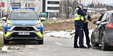 Dwóch kierowców odpowie za jazdę po alkoholu