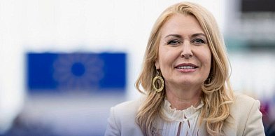 Elżbieta Łukacijewska popiera Pawła Kowala