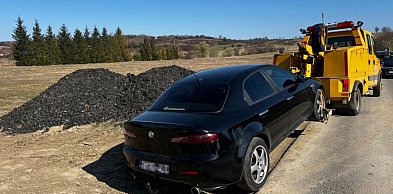 Pijany 24-latek pędził Alfą Romeo