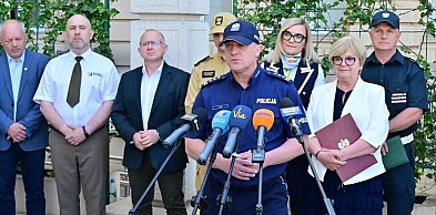 Więcej patroli nad wodą i w górach. Służby przygotowane na wakacje