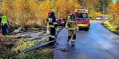 Zderzenie dwóch samochodów. Sześć osób rannych-29651