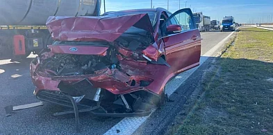 Wypadek na autostradzie. Trzy osoby ranne!-29714