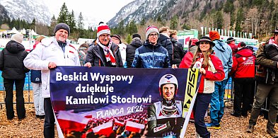 Wzruszające pożegnanie Kamil Stoch w Planicy. Kibice i koledzy oddali hołd [FOTO]