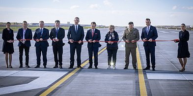 Zakończyła się przebudowa pasa startowego na Jasionce-29539