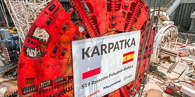 Zakończenie drążenia pierwszej nitki tunelu S19-30585