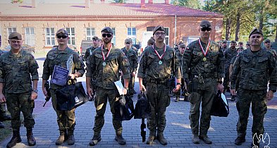 Terytorialsi z 3 PBOT najlepsi na zawodach dowódców sekcji lekkiej piechoty-29154
