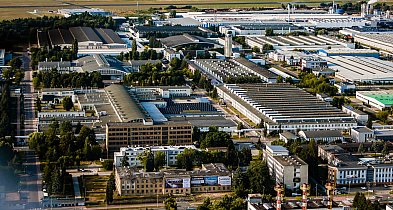 „PB”: W Polskiej Strefie Inwestycji firmy deklarują duże nakłady i mało etatów-31291