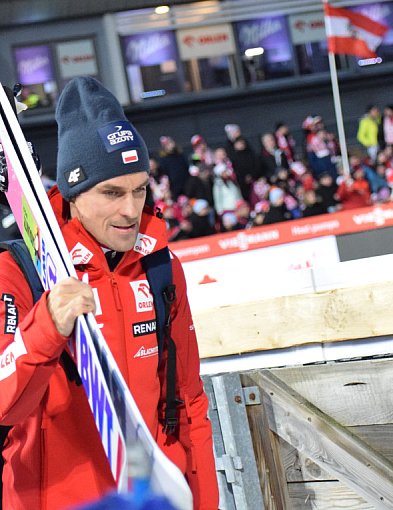 Polacy bez Kacpra Tomasiaka na MŚ w lotach. Znamy skład na Oberstdorf-31522