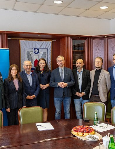 Porozumienie o współpracy WSIiZ z Izbą Administracji Skarbowej w Rzeszowie