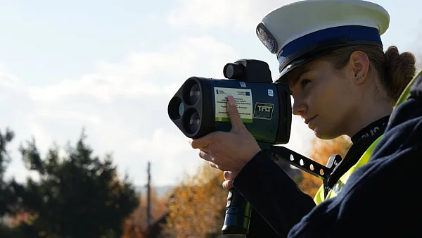 Podkarpaccy policjanci doskonalili umiejętności w zakresie obsługi ręcznych mierników prędkości 