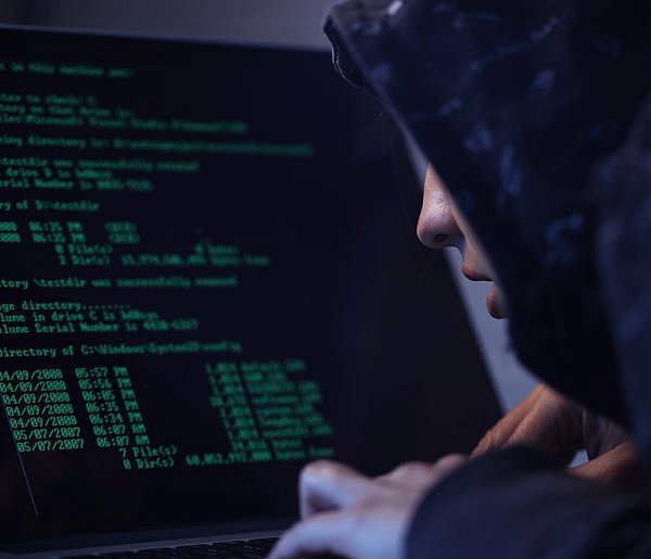 Wyciek danych z tysięcy sklepów internetowych. Ujawniono dane klientów-29703