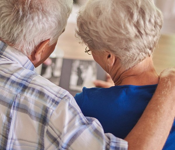 Seniorzy mają powód do radości. Projekt „Godna emerytura” trafił do Sejmu-29779