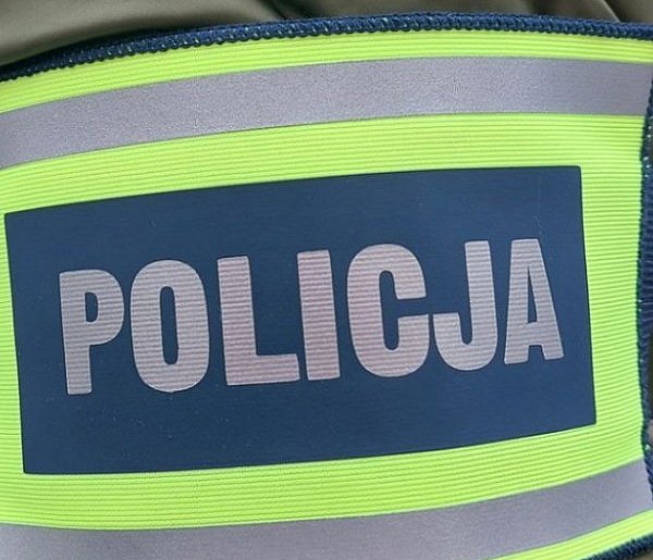 Zaprosił kolegę do domu. 21-latek go okradł-29846