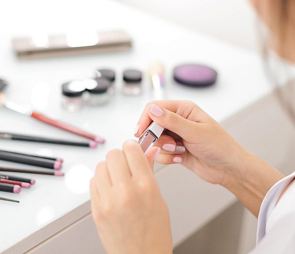 Nie używaj tych kosmetyków. GIS ostrzega przed produktami-30374