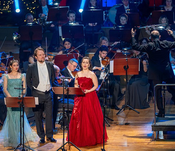 Sylwester w rytmie Straussa. Filharmonia Podkarpacka pożegnała jubileuszowy rok-31102