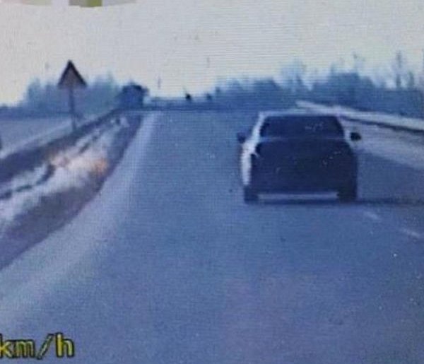 Pędzili 210 km/h! Wysokie mandaty dla dwóch kierowców