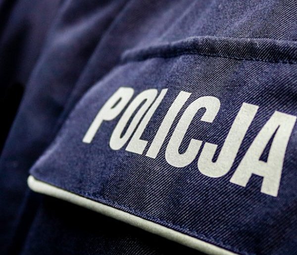 Nie zatrzymał się do kontroli. Był poszukiwany