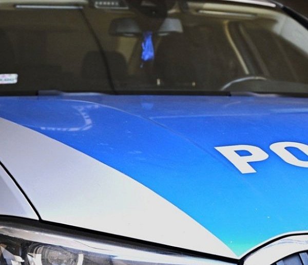 Pijany chodził po zamarzniętym zalewie