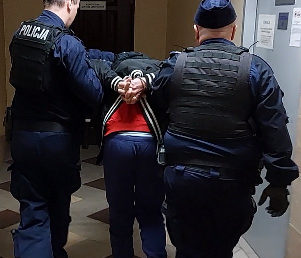 Bójka na przystanku. 40-latek w areszcie